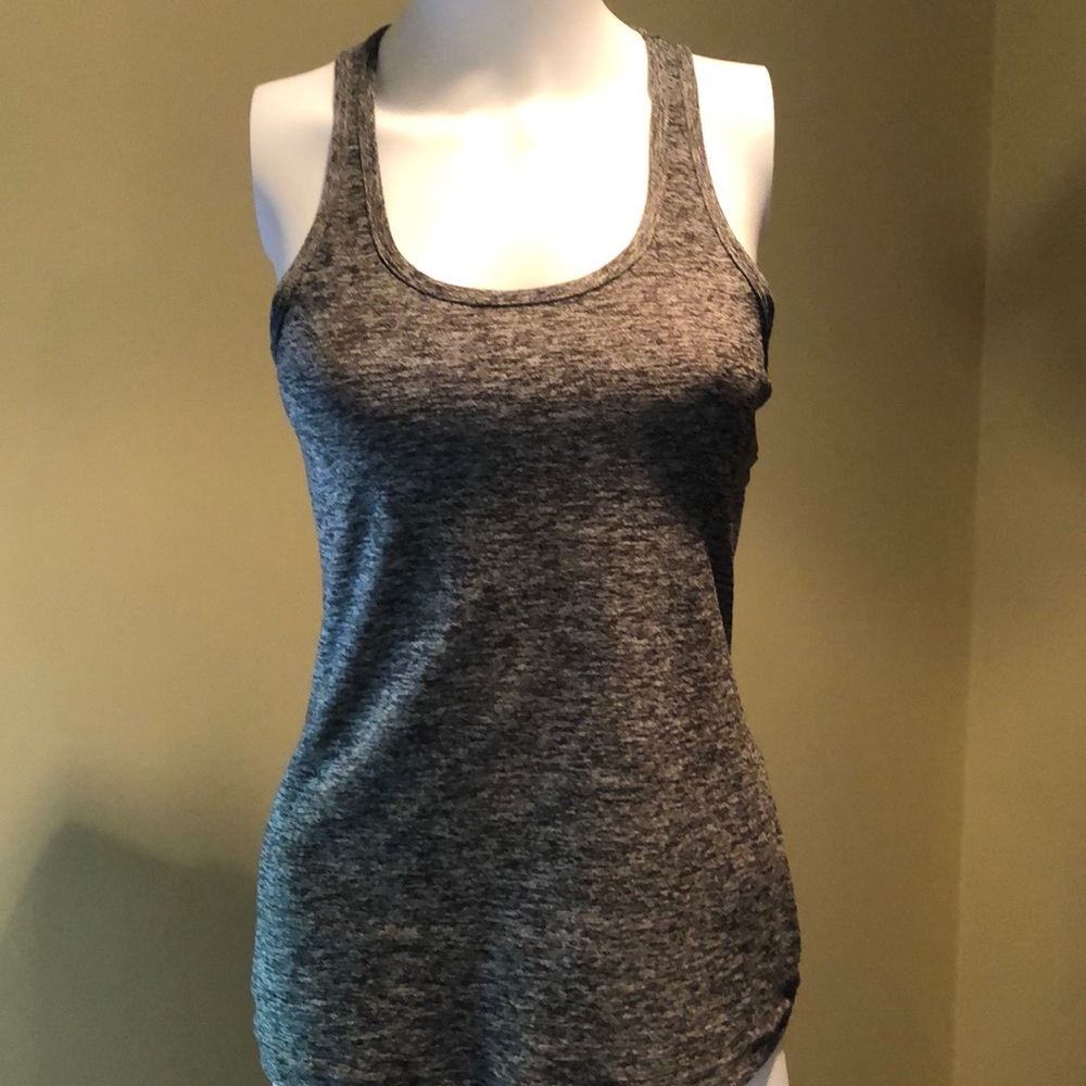 Sleeveless tank
